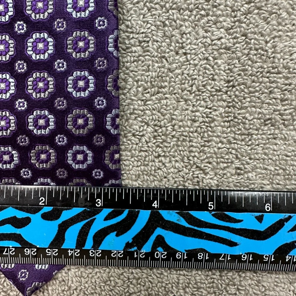 Brooks Brothers Purple Geometric Floral Silk Tie Woven in Italy Made in USA